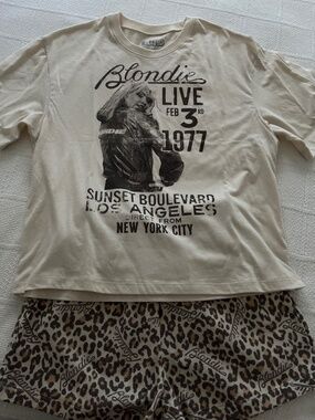 NWT Blondie Shorty Set